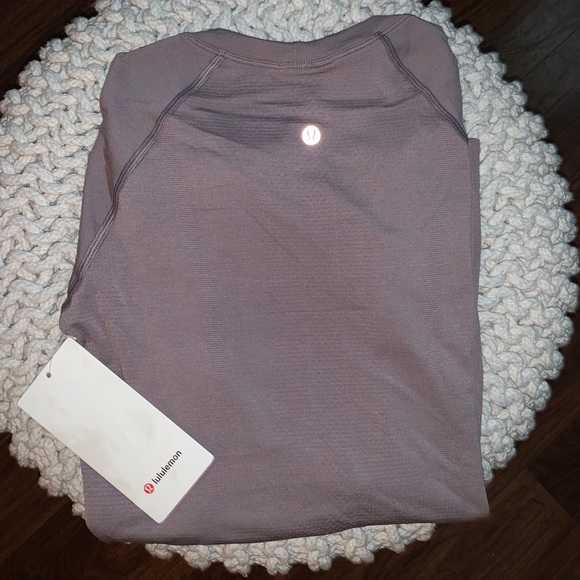 Lululemon swiftly tech long sleeve 2.0 - Picture 3 of 3